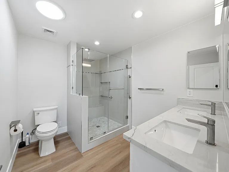 1814 N San Antonio Ave — Photo 17