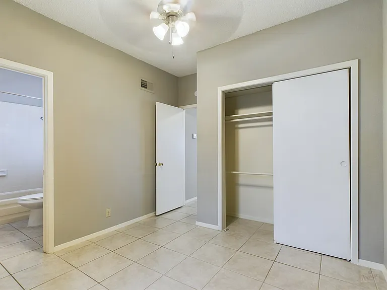 3316 Guadalupe St #304 — Photo 11