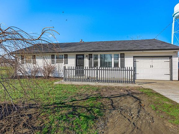 3rd image of 4542 Oxford Middletown Rd