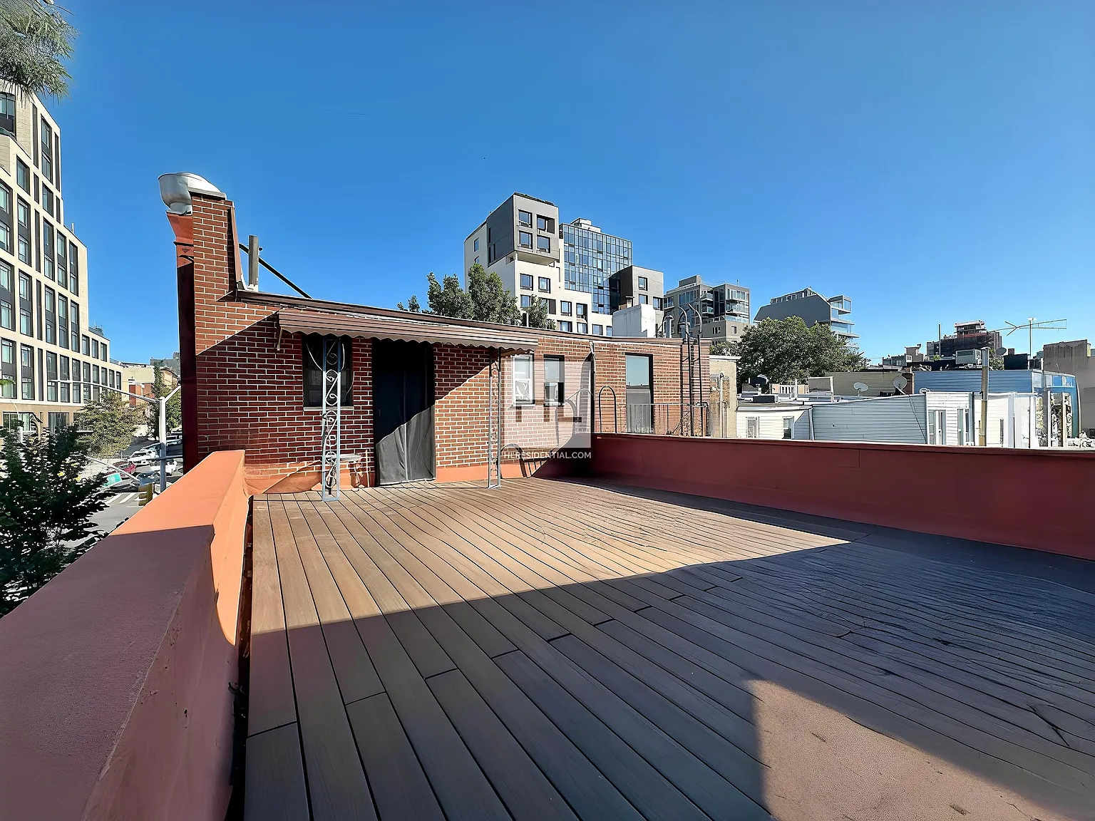 634 Fourth Avenue — Photo 2