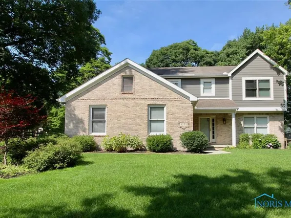 9151 Rolling Hill Rd, Holland, OH 43528