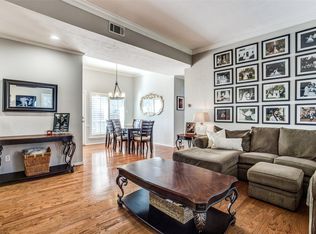 10421 High Hollows Dr APT 111, Dallas, TX 75230