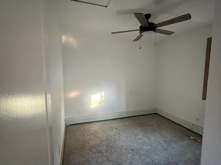 125 Halesite Dr — Photo 5