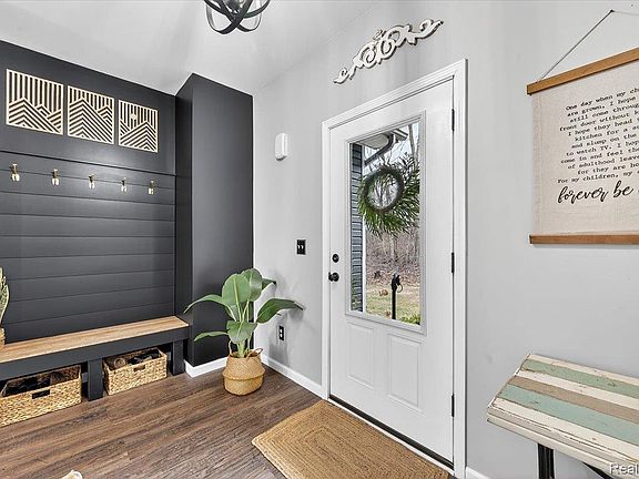 5th image of 1881 S Lake George Rd