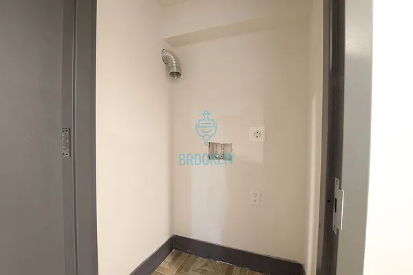 Rented by null | media 10