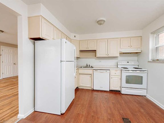 5th image of 7836 Newbedford Ave