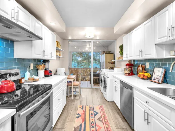 6921 Cypress Road #C19, Plantation, FL 33317