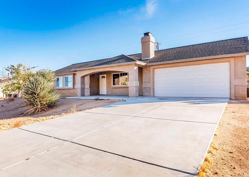 1st image of 55909 Desert Gold Dr