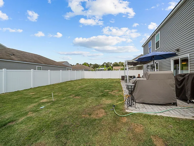 415 Valdez Ct — Photo 51