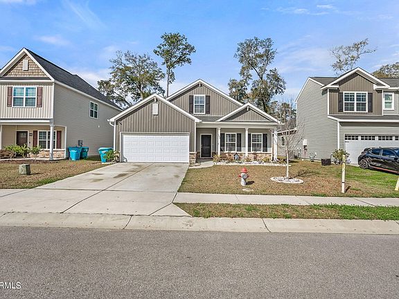 2nd image of 102 Great Bend Drive