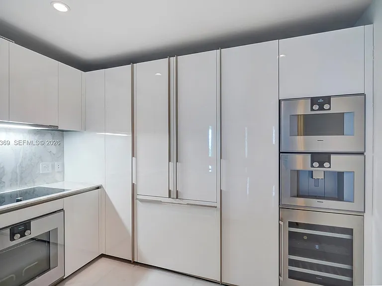 10203 Collins Ave #1005 — Photo 9
