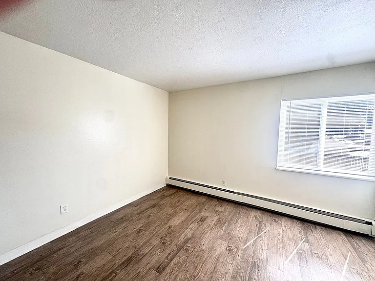 3611 E San Miguel St. — Photo 16