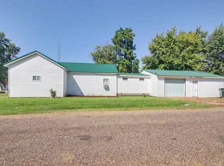 512 E Lafayette St, Clayton, IL 62324