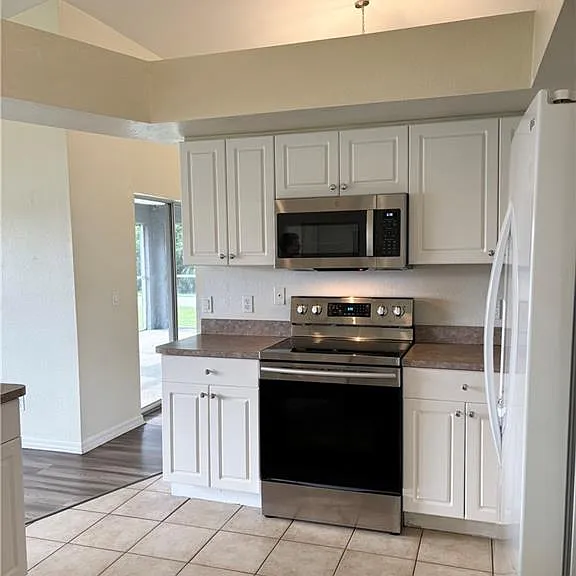 6143 Hendley Ct — Photo 15