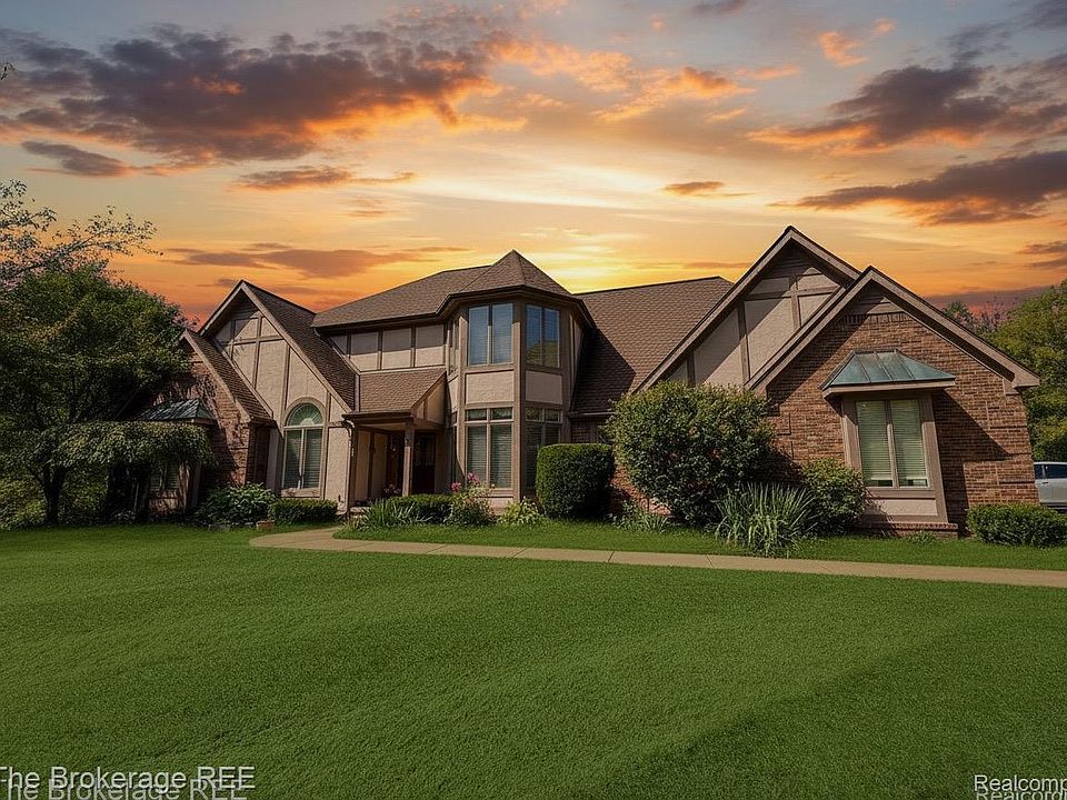1st image of 12088 Pinebrook Ln