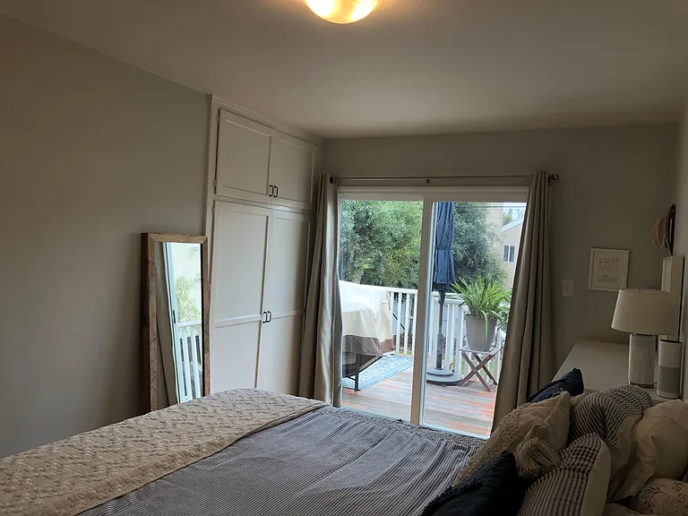 Patio door to deck in 2nd bedroom