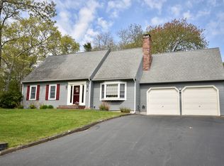 34 Seabreeze Dr, Bourne, MA 02532