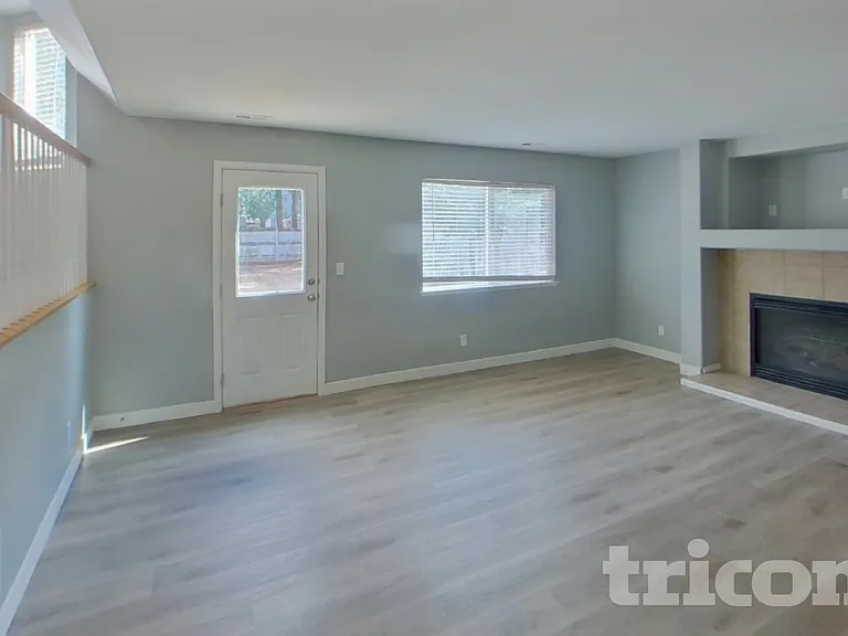 7271 Araia Dr — Photo 3