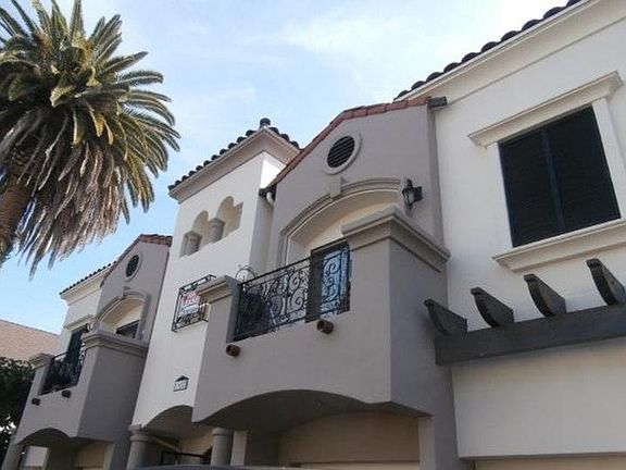 2nd image of 11022 Aqua Vista St