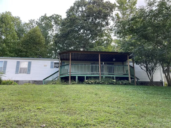 270 Crabtree Woods Rd, Spruce Pine, NC 28777