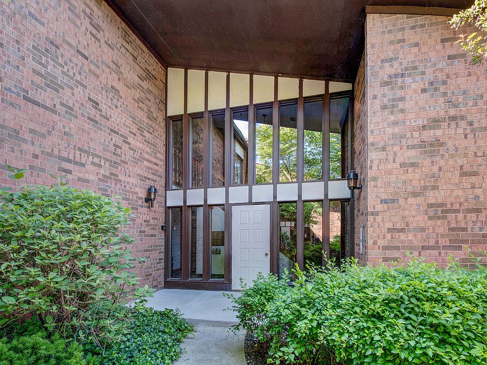 1st image of 1007 Deerfield Pl #1