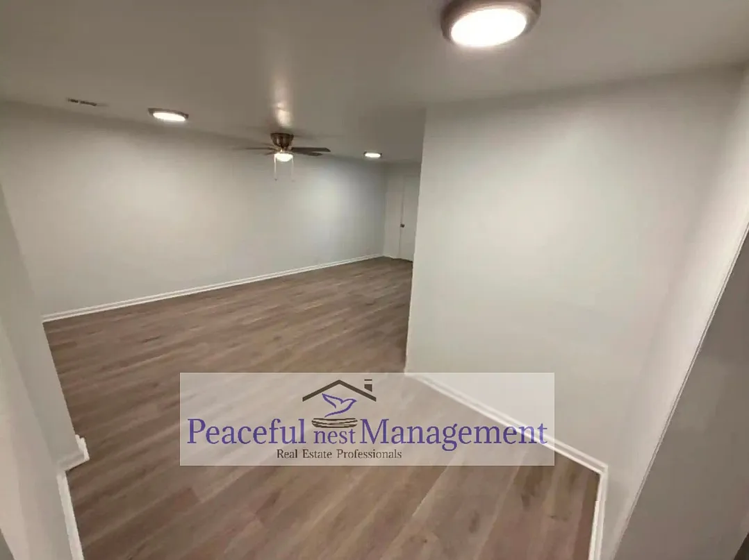 3 bed, 1200 sqft, $1,350 — Photo 2