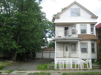389-391 E 16th St, Paterson, NJ, 07514