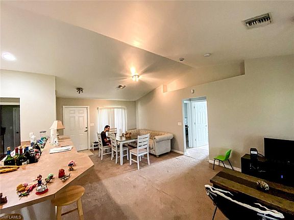 3rd image of 3518 42nd St SW