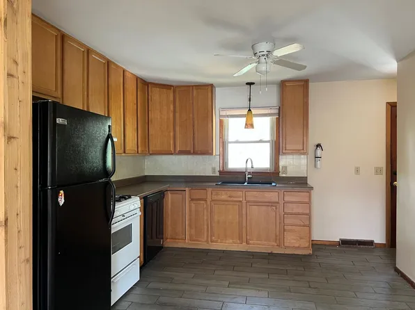2618 E 7th St, Bloomington, IN 47408