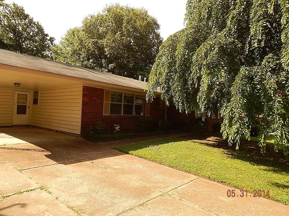 1st image of 3596 Naylor Dr