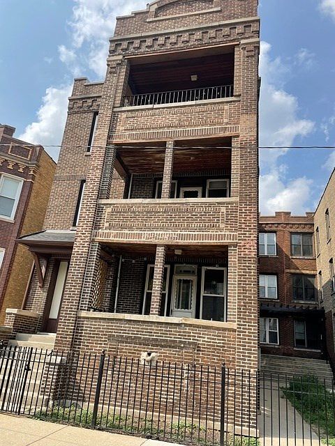 1st image of 2740 W Cortland St #2