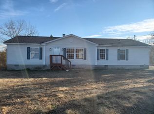 110 Quarterhorse Ln, Tunnel Hill, GA 30755