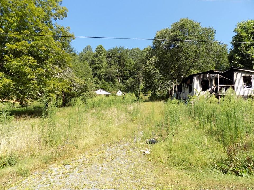 2nd image of 436 Rogers Rd