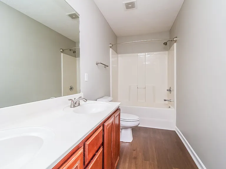 360 Davids Way — Photo 11