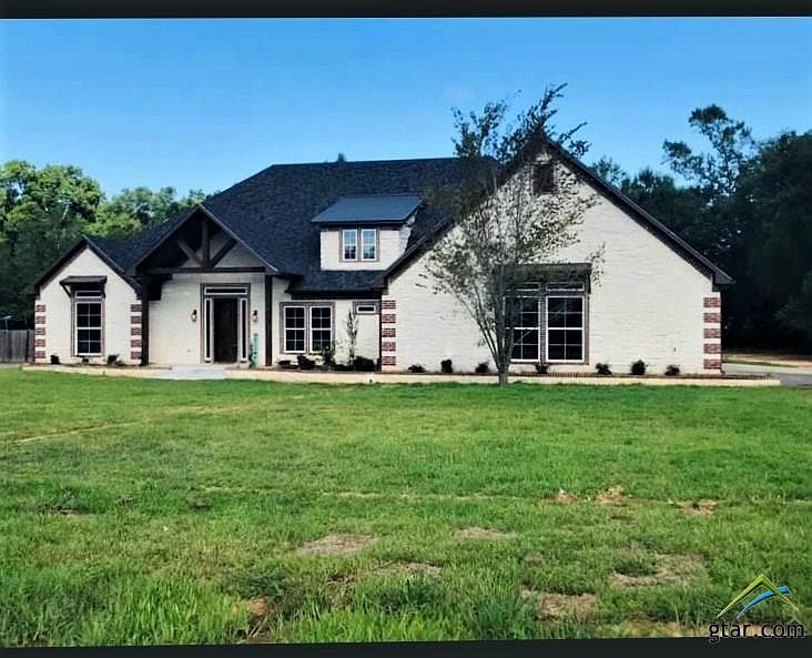 1st image of 21806 Oak Leaf Ln