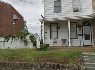 3308 W 3rd St, Trainer, PA 19061