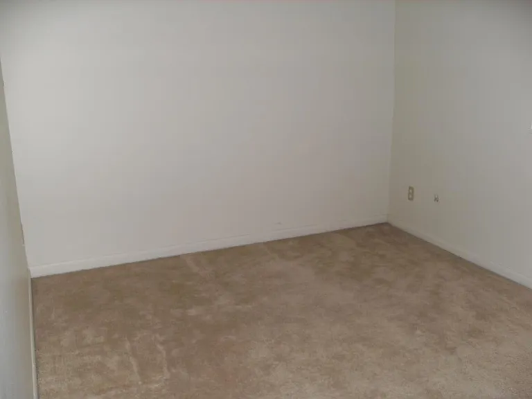 5058 Hibbs Dr #A — Photo 7