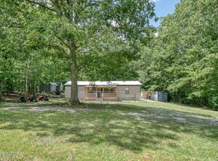 1223 Sheppard Rd, Jamestown, TN 38556