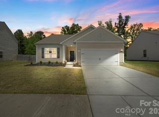 7318 Cuddington Dr, Charlotte, NC 28215