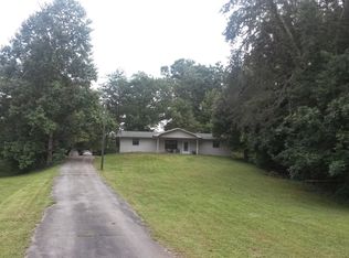 1001 Beverly Hills Dr, Sevierville, TN 37862