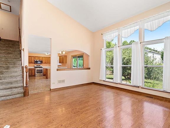 4th image of 2204 Brindlewood Dr