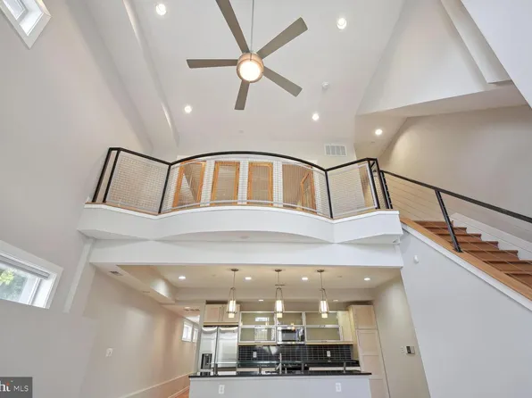 241 Washington Ct SW #R-a, Washington, DC 20032