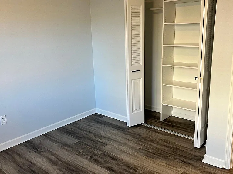 8914 N Swan Cir — Photo 27
