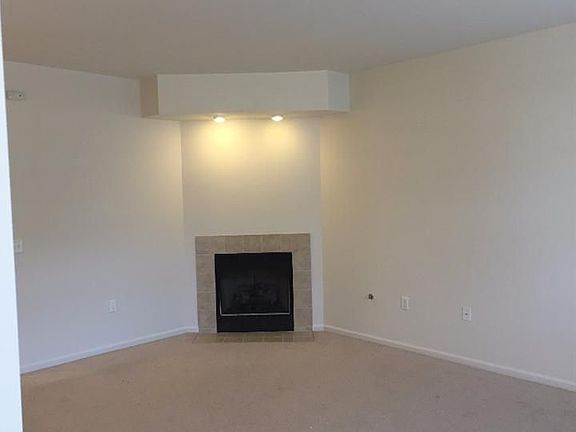 4th image of 3178 Primrose Ln