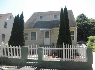 91 Knoll St, Waterbury, CT 06705