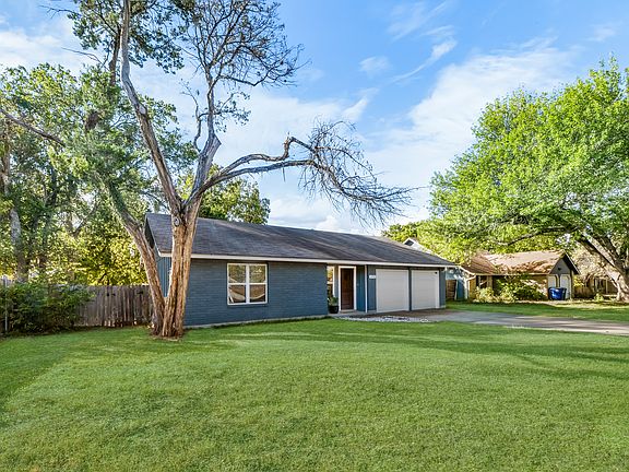 3rd image of 6708 Woodhue Dr