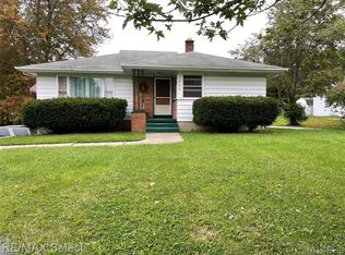 1404 S Graham Rd, Flint, MI 48532