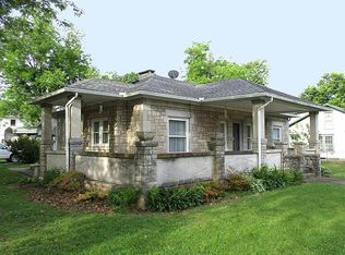 504 6th St, Oswego, KS 67356