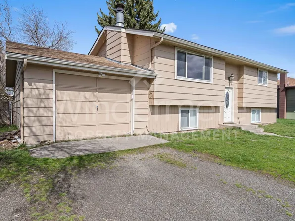812 Chestnut St, Cheney, WA 99004