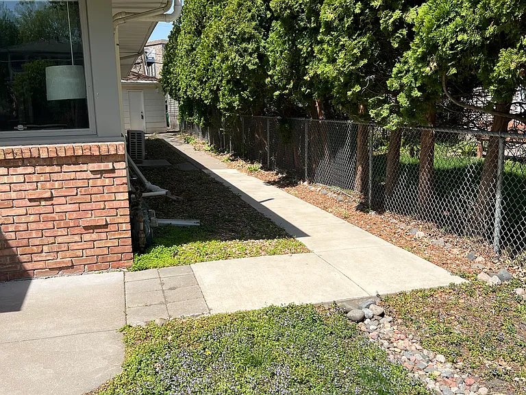 5312 Hiawatha Ln — Photo 3